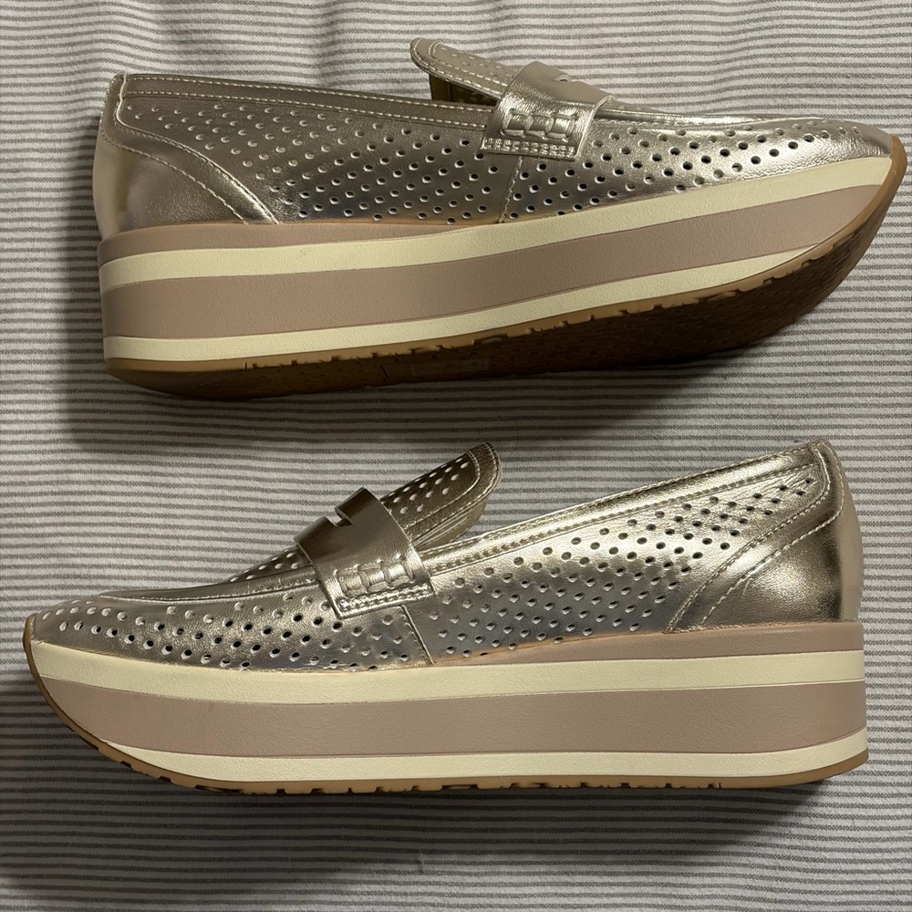 Dolce Vita Janine Slip-On - Metallic Gold - Size 9.5 - Picture 2 of 4